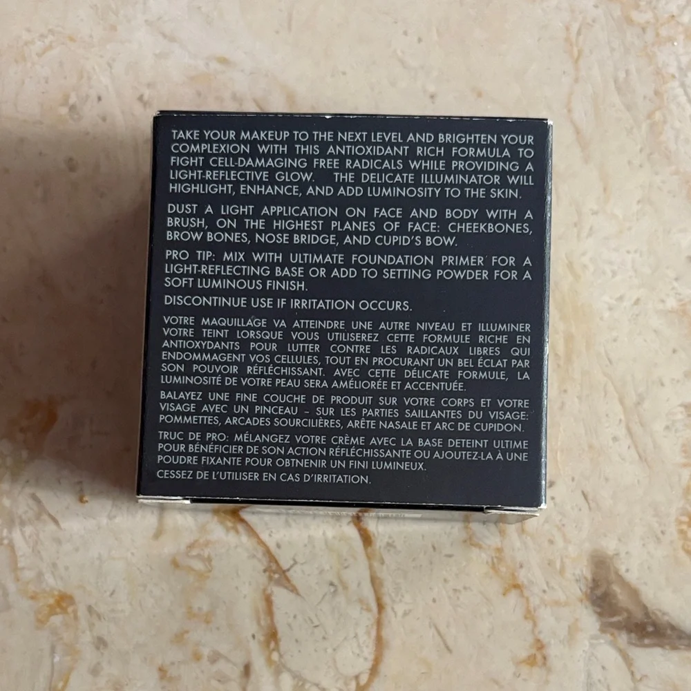 Cinema Secrets Ultralucent Illuminating Powder-Pearl